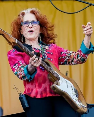Bonnie Raitt Paso Robles